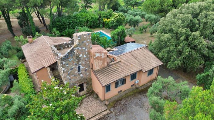 Image No.11-5 Bed Villa for sale