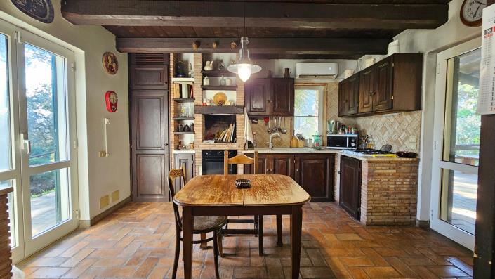 Image No.9-5 Bed Villa for sale