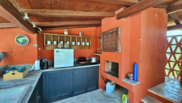 Image No.32-5 Bed Country Property for sale