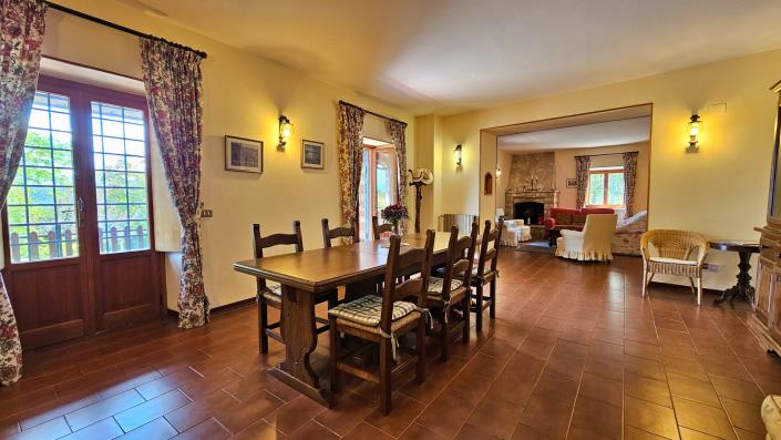 Image No.5-Maison de 6 chambres à vendre à Torricella in Sabina