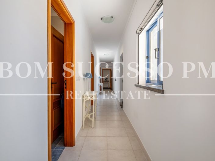 Image No.22-4 Bed House for sale