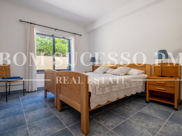 Image No.23-4 Bed House for sale