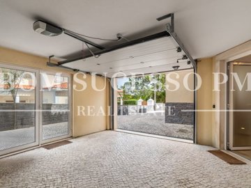 id2ac8a901-0000-0500-0000-0000170773c2