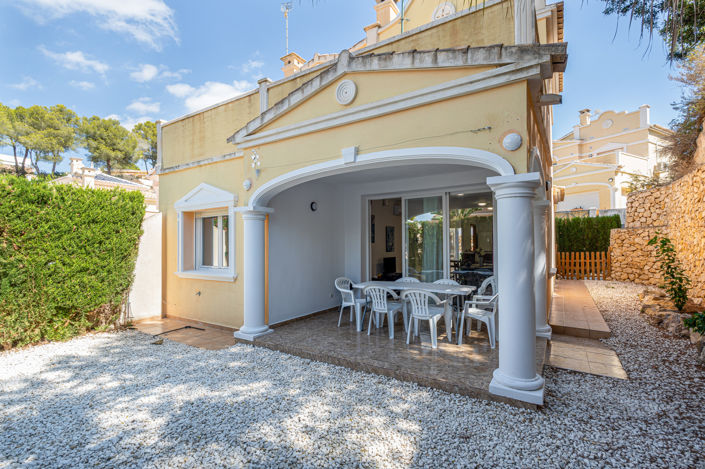 Image No.2-3 Bed Villa for sale