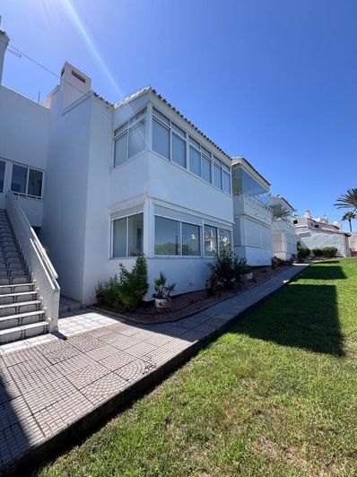 Image No.21-2 Bed Apartment for sale