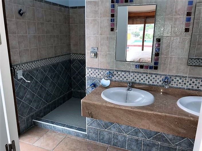 Image No.12-Maison de campagne de 5 chambres à vendre à Totana