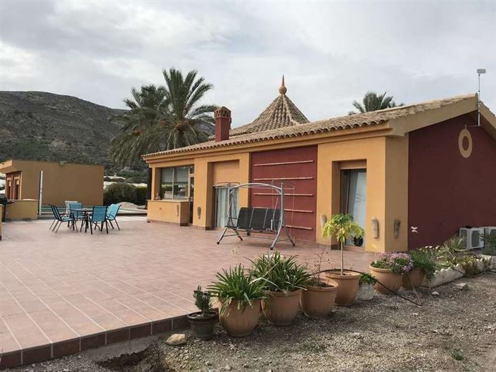 Image No.9-Maison de campagne de 5 chambres à vendre à Totana