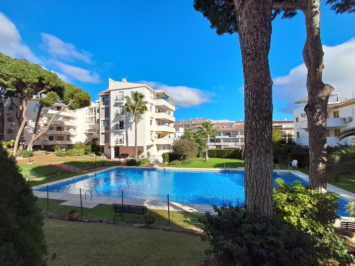 Image No.37-3 Bed Apartment for sale