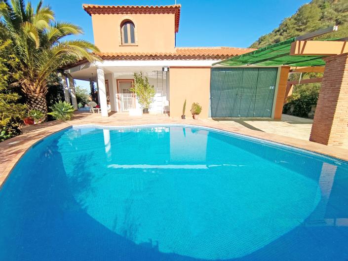 Image No.2-3 Bed Villa for sale