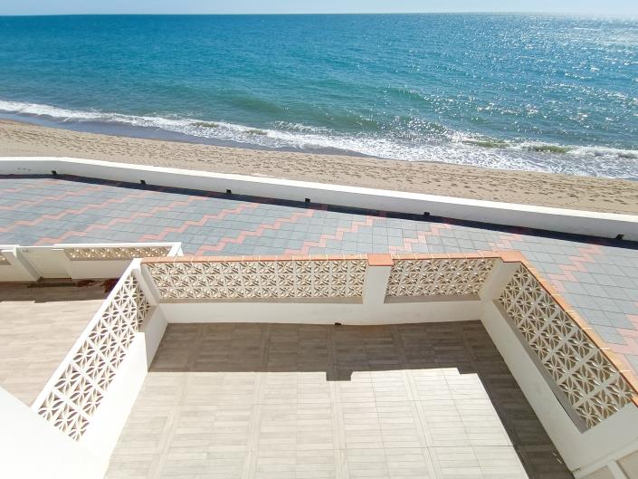 Image No.20-3 Bed Semi-Detached for sale