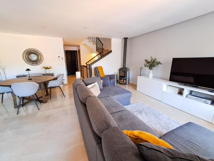 Image No.6-3 Bed Townhouse for sale