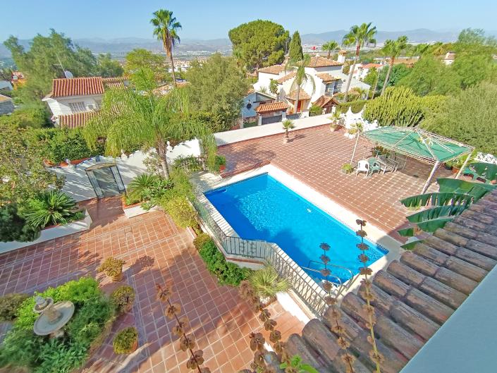 Image No.4-6 Bed Villa / Detached for sale