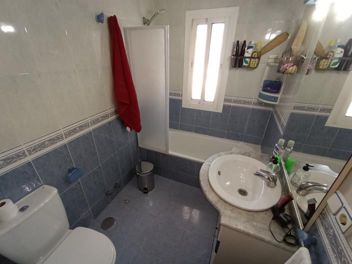 Image No.21-6 Bed Villa / Detached for sale