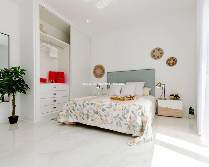 Image No.31-3 Bed Villa for sale