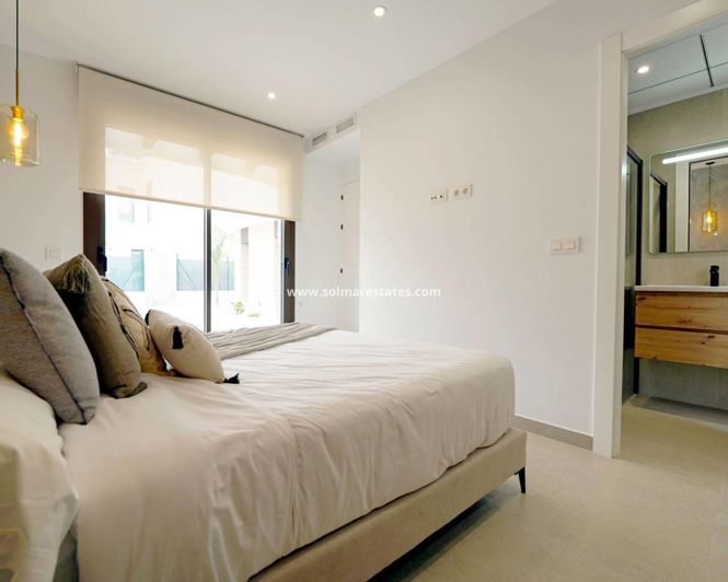 Image No.14-3 Bed Villa for sale