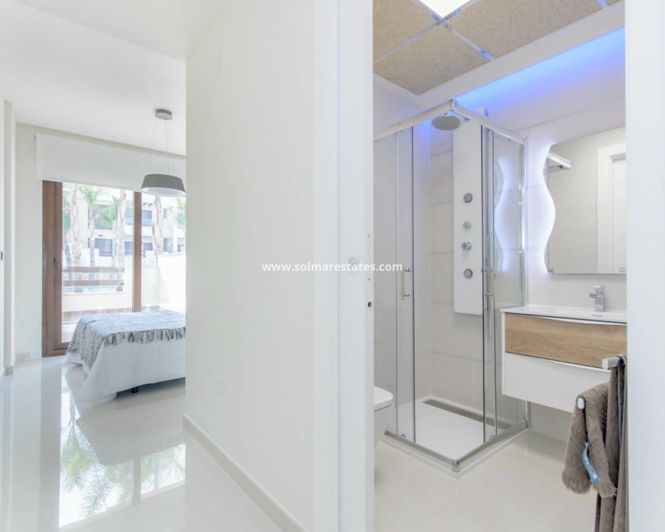 Image No.17-2 Bed Apartment for sale