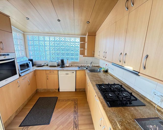 Image No.15-3 Bed Villa for sale