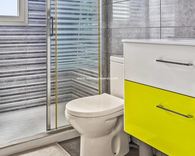 Image No.21-4 Bed Apartment for sale