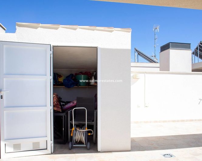 Image No.26-4 Bed Apartment for sale