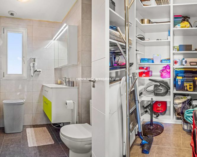 Image No.32-4 Bed Apartment for sale