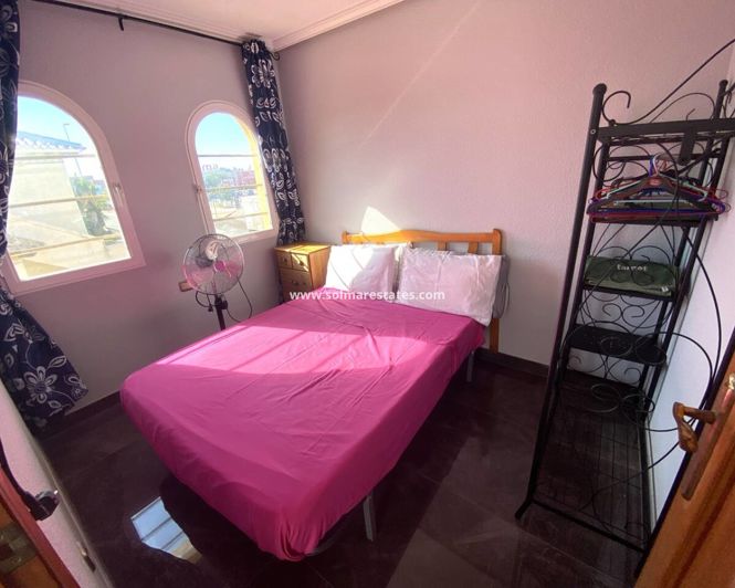 Image No.28-5 Bed Villa for sale