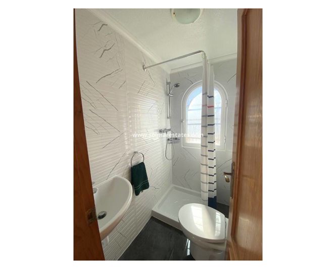 Image No.29-5 Bed Villa for sale