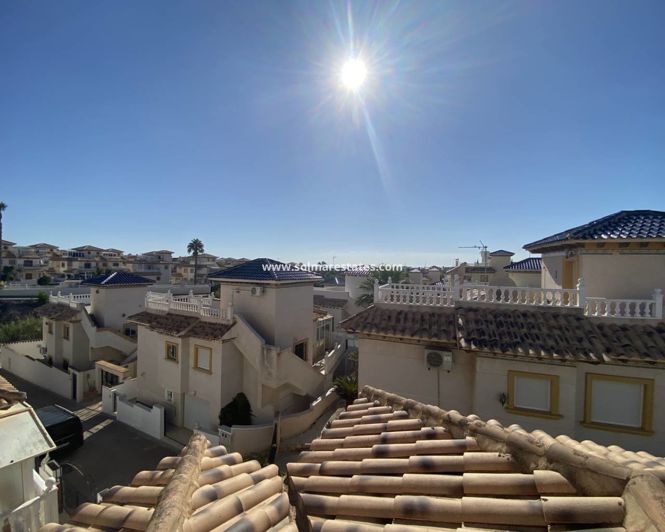 Image No.32-5 Bed Villa for sale