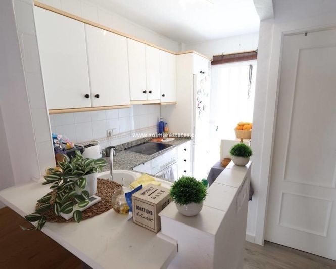 Image No.13-2 Bed Townhouse for sale