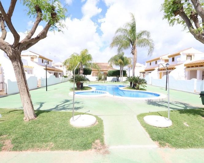 Image No.2-2 Bed Townhouse for sale