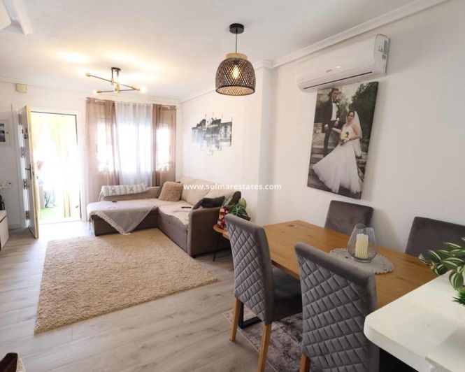 Image No.7-2 Bed Townhouse for sale