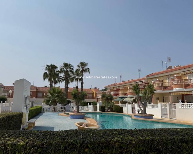 Image No.37-3 Bed Townhouse for sale