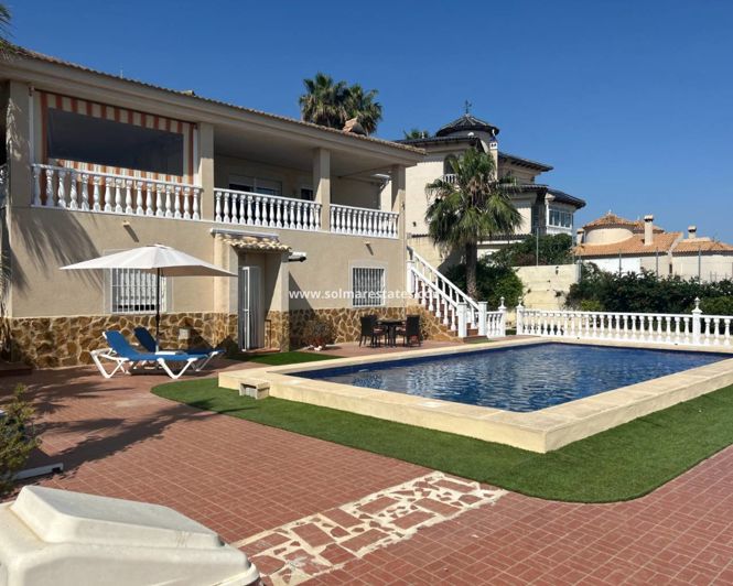 Image No.43-3 Bed Villa for sale