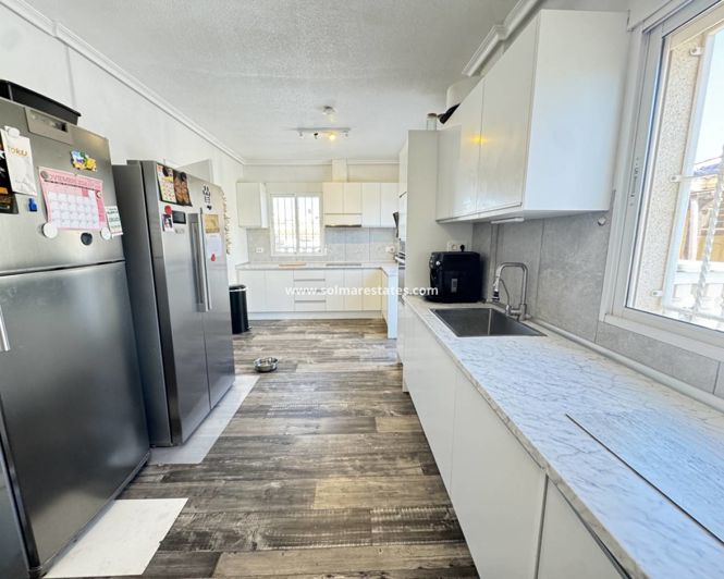 Image No.8-4 Bed Villa for sale