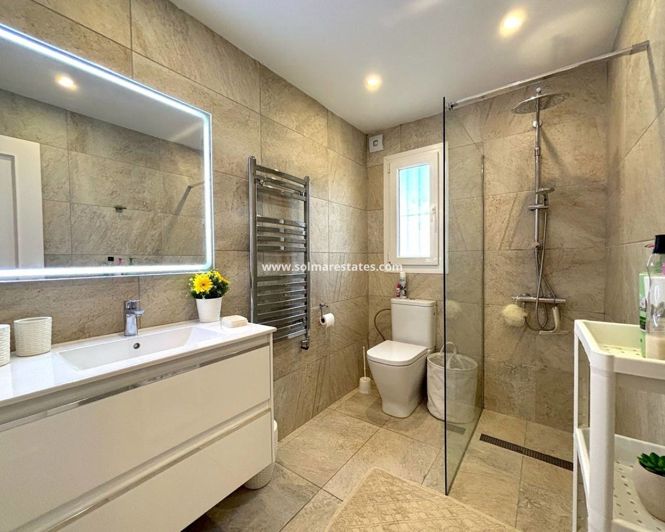 Image No.12-Villa de 3 chambres à vendre à Villamartin