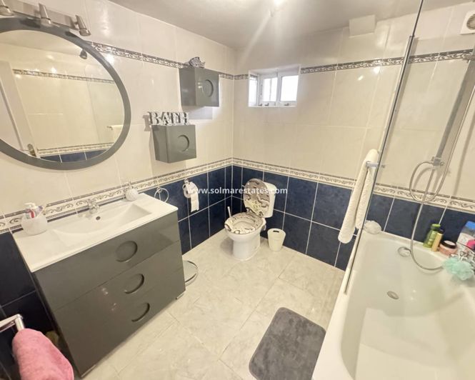 Image No.18-Villa de 4 chambres à vendre à Villamartin