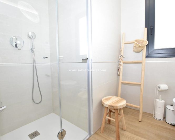 Image No.11-2 Bed Apartment for sale