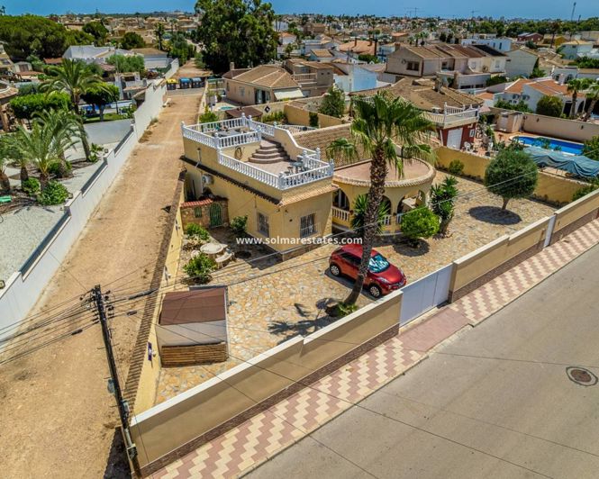 Image No.32-Villa de 3 chambres à vendre à Torrevieja