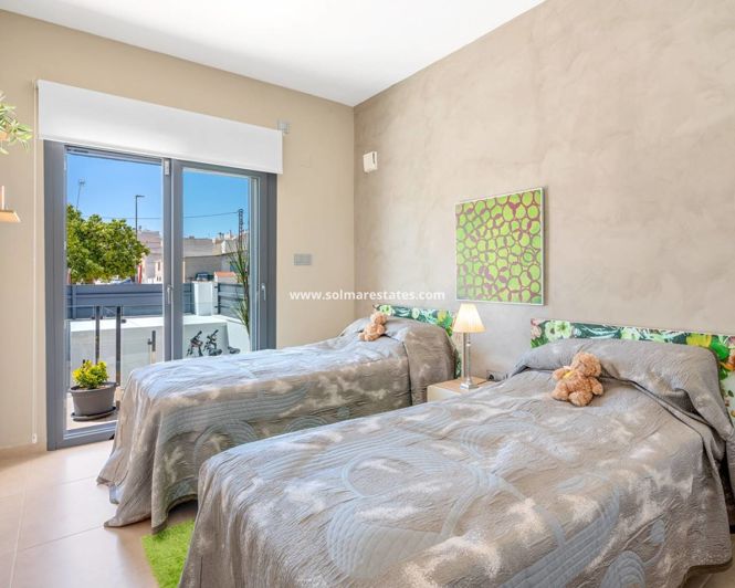 Image No.23-Maison de ville de 3 chambres à vendre à Formentera Del Segura