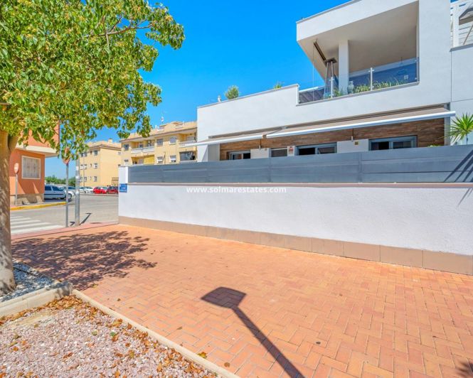 Image No.41-Maison de ville de 3 chambres à vendre à Formentera Del Segura