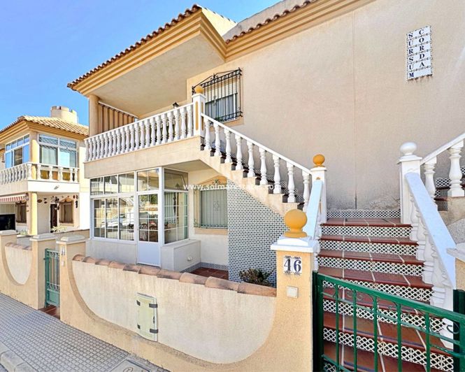 Image No.27-2 Bed Apartment for sale