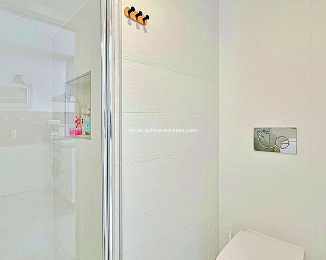 Image No.26-3 Bed Townhouse for sale