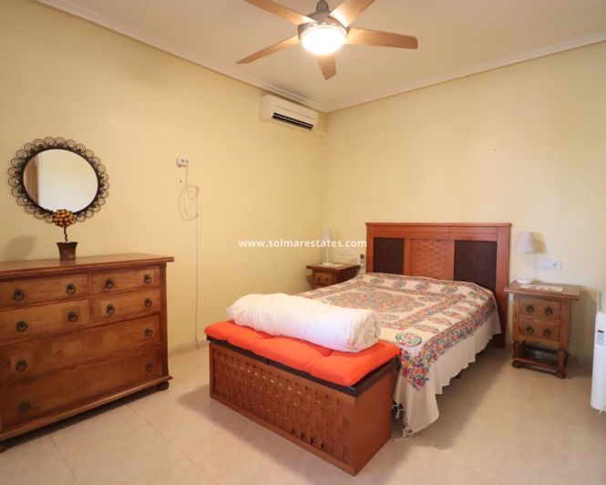 Image No.15-3 Bed Villa for sale