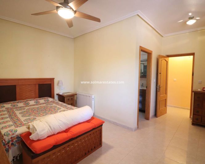 Image No.16-3 Bed Villa for sale