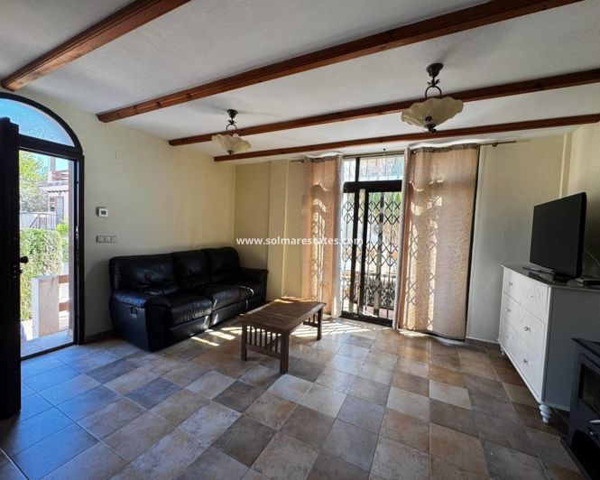 Image No.5-Villa de 4 chambres à vendre à Villamartin