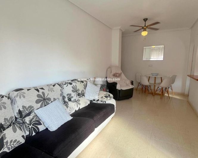 Image No.22-2 Bed Apartment for sale