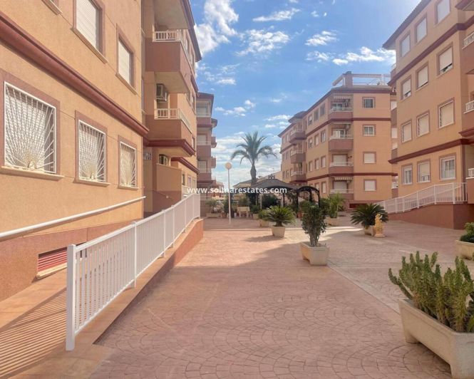 Image No.25-2 Bed Apartment for sale