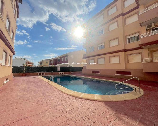 Image No.29-2 Bed Apartment for sale