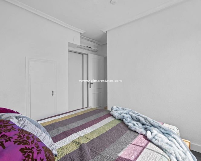 Image No.27-3 Bed Apartment for sale