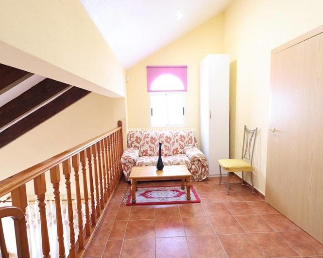 Image No.12-Villa de 4 chambres à vendre à Playa Flamenca