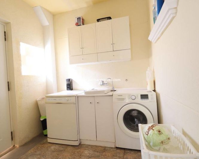 Image No.23-Villa de 4 chambres à vendre à Playa Flamenca